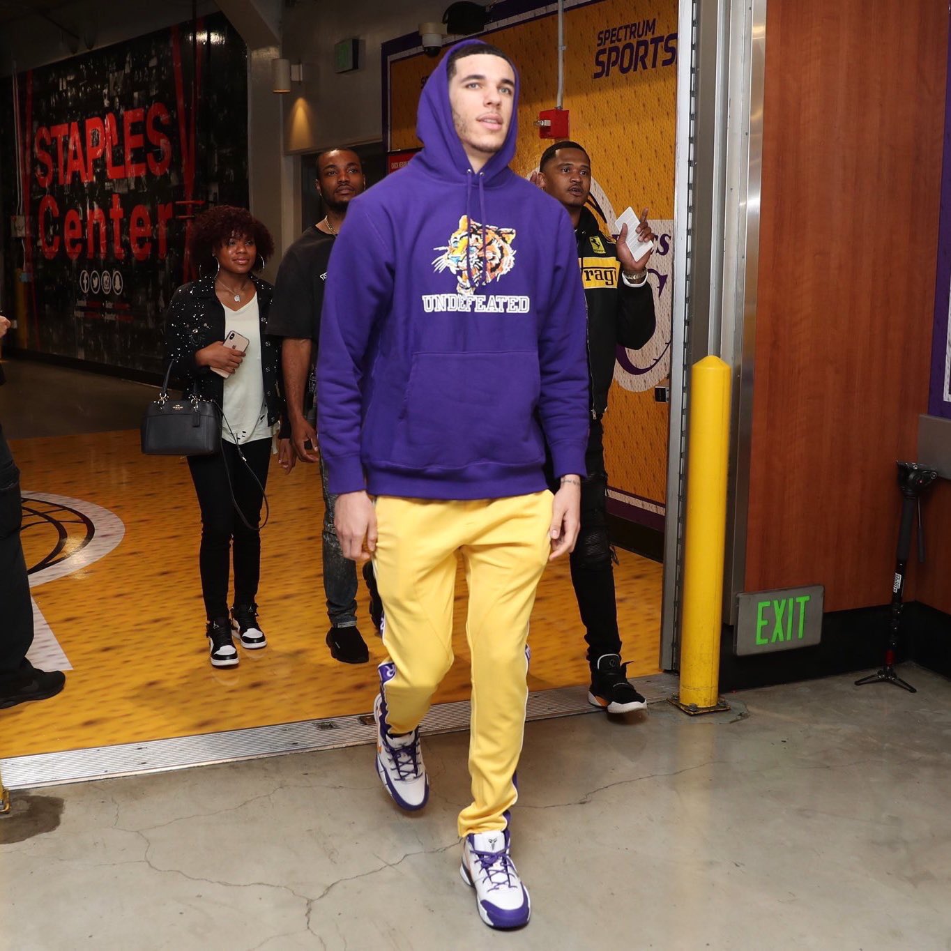 Kobe 1 protro lakers hot sale