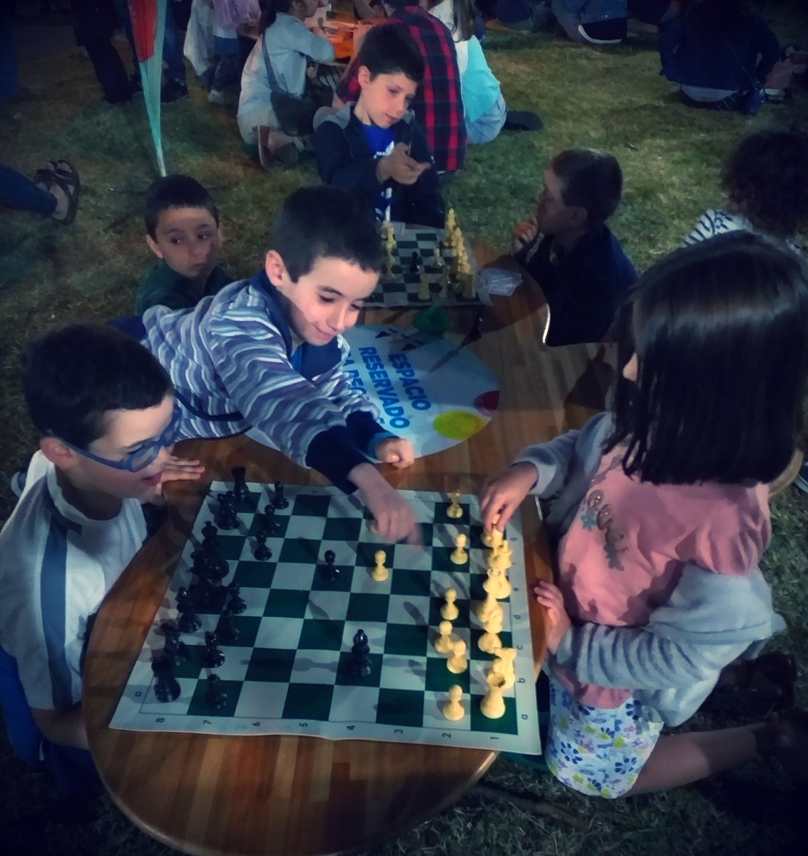 ¡Últimos días en <a href="/Ideasmasferia/">Ideasmas</a>! Hoy te esperamos con un taller de #Historietas, y #Ajedrez en el Espacio Infantil.
Conocé la propuesta MEC para Ideas+👉🏽goo.gl/XdLGC8