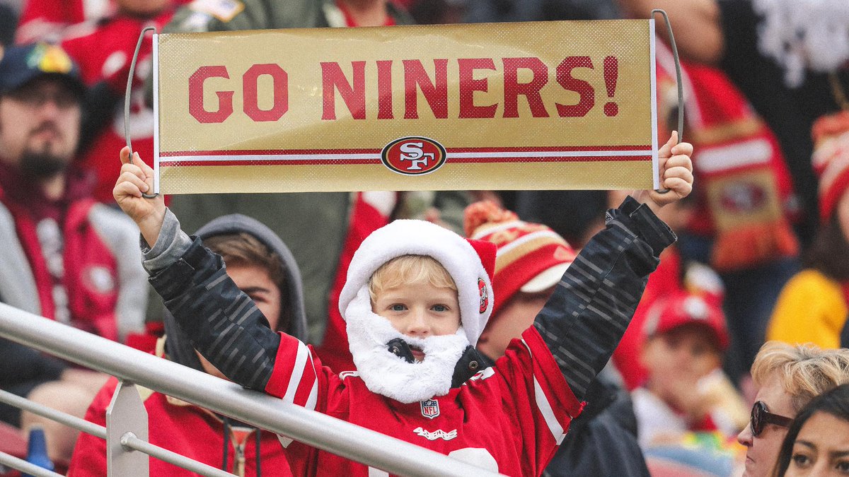 49ers's tweet photo. Starting the gift giving early. 🎅

RETWEET for a chance to win two tickets to the final home game of 2018! #GoNiners 

Rules: https://t.co/tj5tgjYeWR https://t.co/iQB7OeBmnX