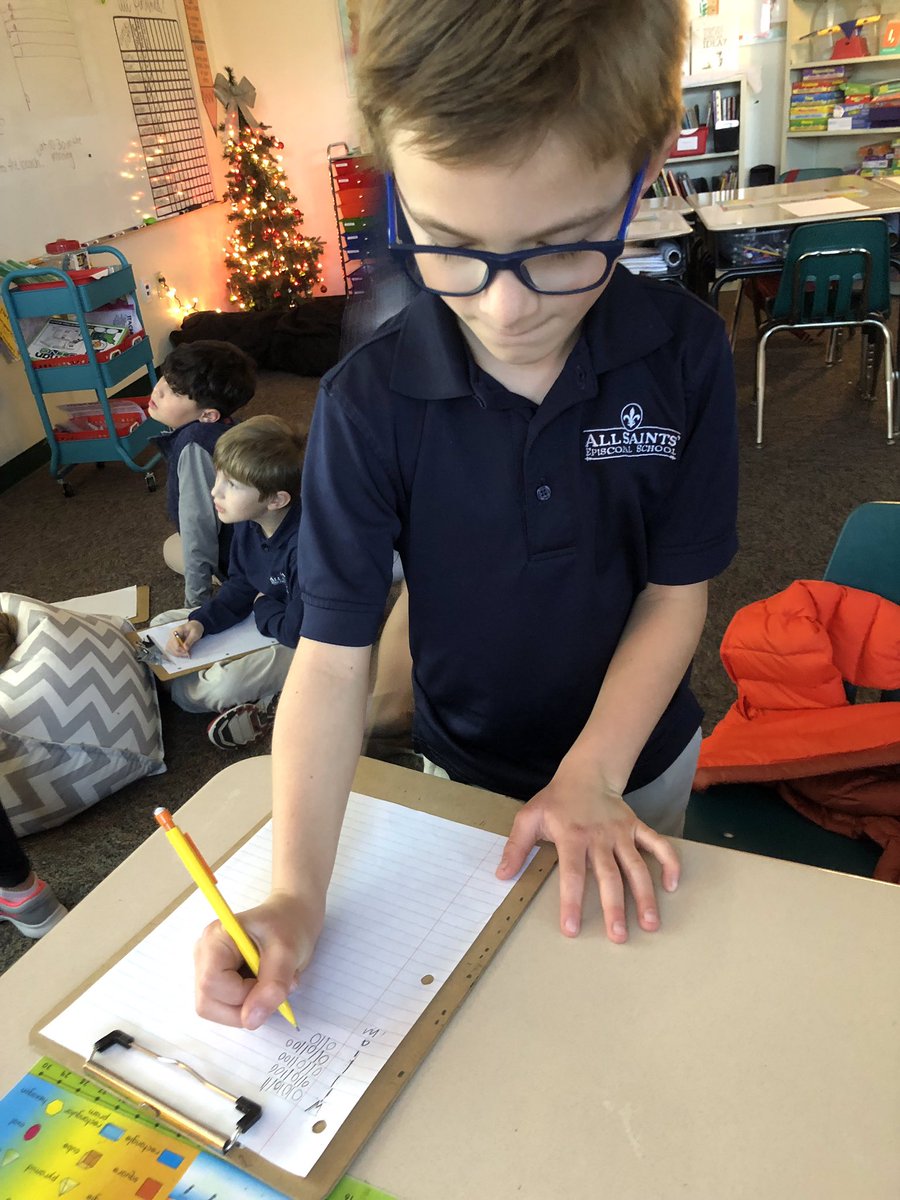 asesftw_tech's tweet image. Last one... Lower School loves coding! @asesftw #kidswhocode #hourofcode #monthofcode #teachcode #codingintheclassroom