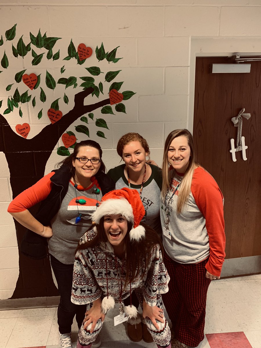KelsiAllred's tweet photo. PJ DAY!! https://t.co/h0dG9fuq5n