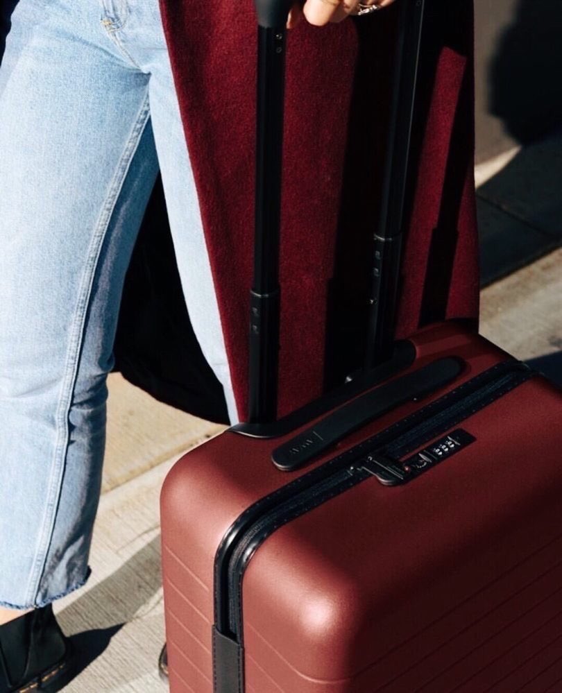 away luggage seaport