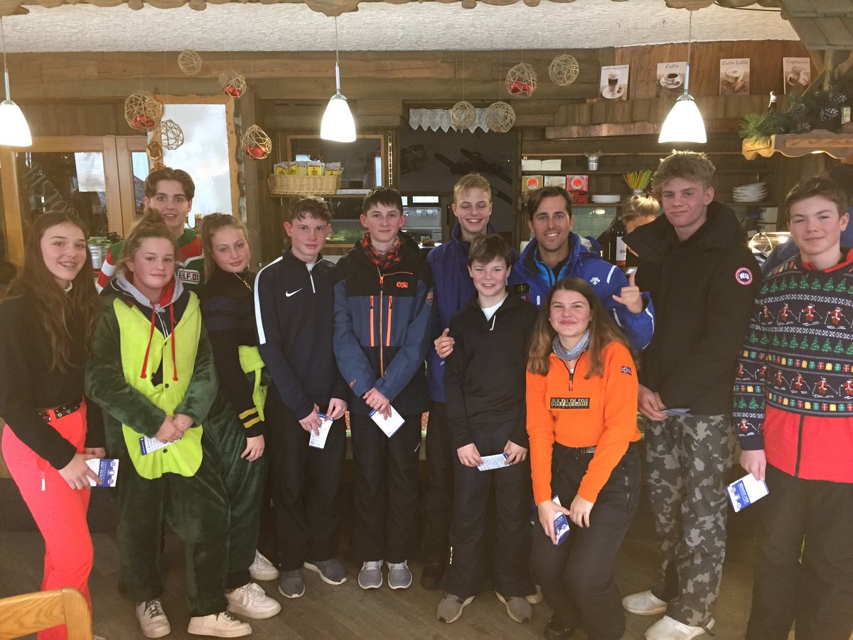 SportAshville's tweet photo. Wonderful week part 2 #Fol18 an amazing advert for our school. @MaxSkiofficial https://t.co/EsZtLyANsB