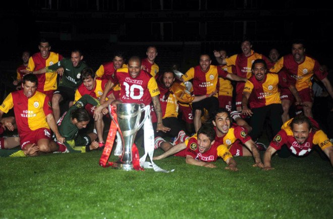 8mna's tweet photo. Bizim için #EnUzunGece 😂 https://t.co/XNIt4bLkBk