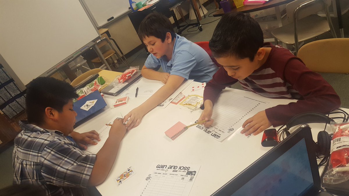 edmond_brittany's tweet photo. It was game day in 223! โค #SIARocks #WEaretheKey https://t.co/kNtYNBDsmu