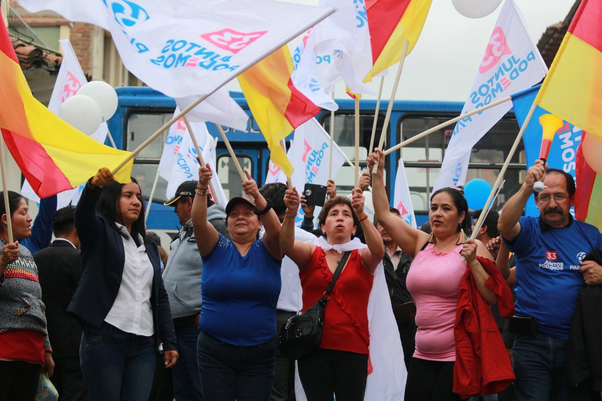 elcarrascoc's tweet photo. Juntos iniciamos un nuevo reto hoy, trabajar por la #Cuenca del futuro, por una ciudad organizada y participativa. ¡Gracias a todos y todas por respaldar este nuevo proceso! #JuntosPodemos @Participa62 https://t.co/8SDt9nSovb