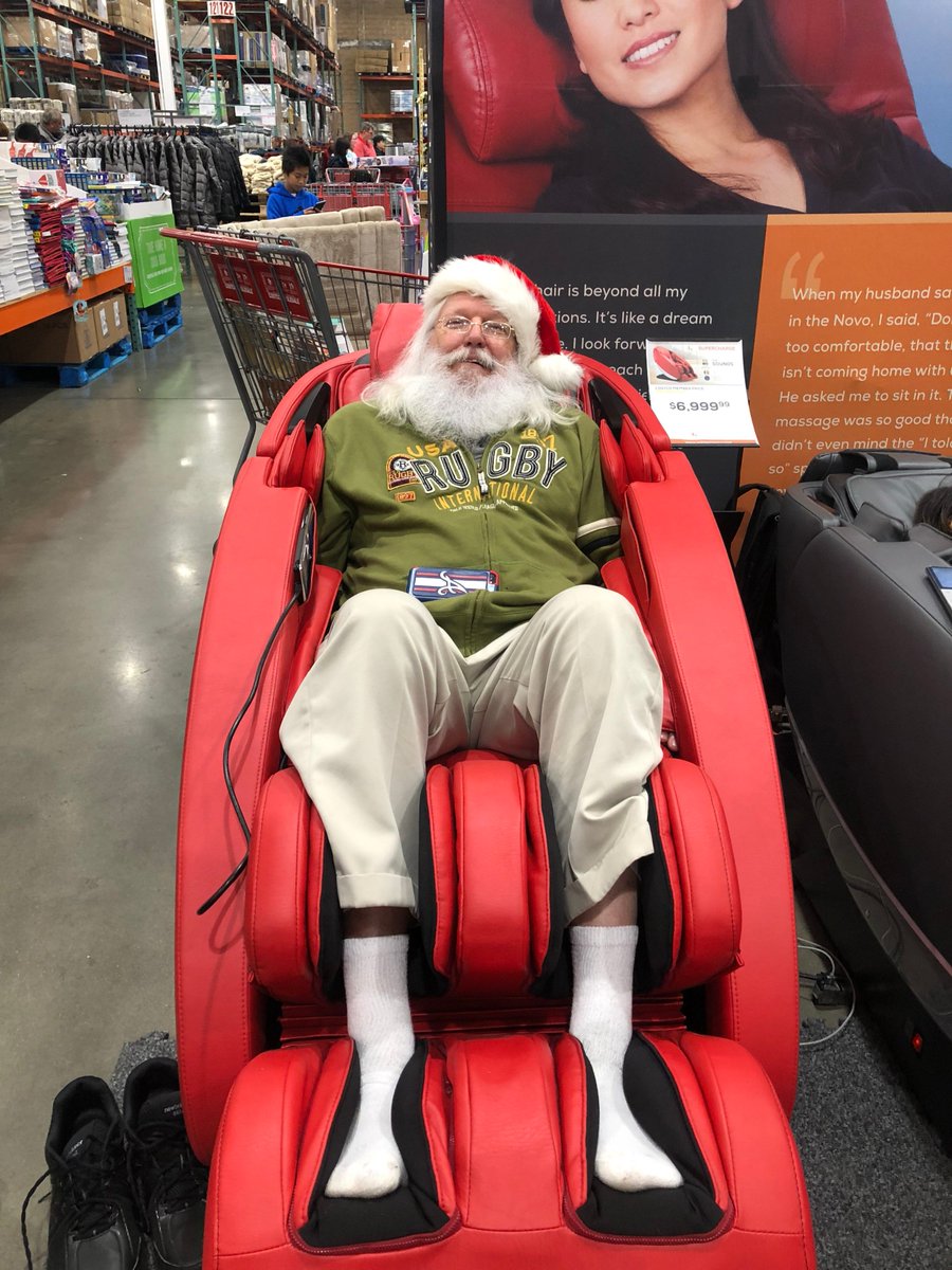 HTFeelBetter's tweet photo. Santa got so many requests for the Novo XT2 this year that he had to check it out for himself! Ho ho ho! 🎅 #ItsJustThatGood #HTFeelBetter #Novo #NovoXT2 #AllIWantForXMAS https://t.co/jIzYclJ0Po