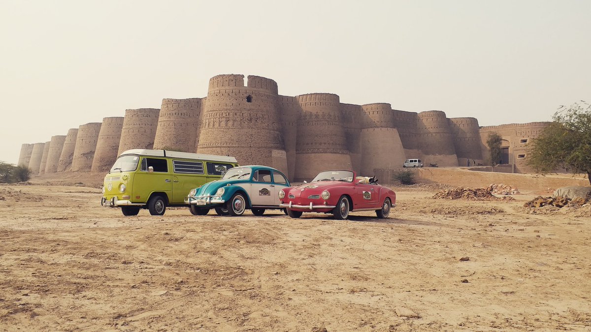 frraz's tweet photo. #VisitPakistan
1. Photo with Mountains is from charan ovir valley in kpk near chitral
2. Volkswagen car club of Pakistan #vwcop visiting Derawar Fort, Bahawalpur
@Volkswagen https://t.co/Sl1lCHkuUp