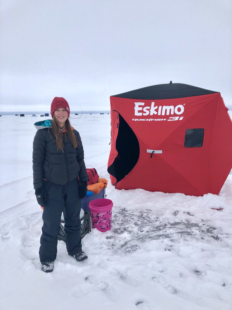 Yep, it’s that warm! Lundrigans Brand Down Jacket - Good for all sorts of things, like #icefishing in #northernMN @eskimoicefishing #eskimoicefishing #lundrigansbrand #outdoors #downjacket @lundrigansmn