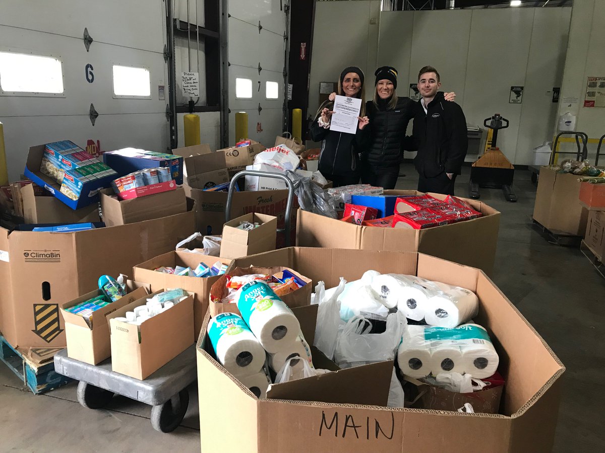 feedingwestmich's tweet image. Employees from @ToddWenzelAuto  made a large donation yesterday afternoon. Between all of Todd Wenzel&apos;s stores, they collected a total of 2,255 lbs. of food and other goods for those in need. Thanks for helping us #solvehunger!
