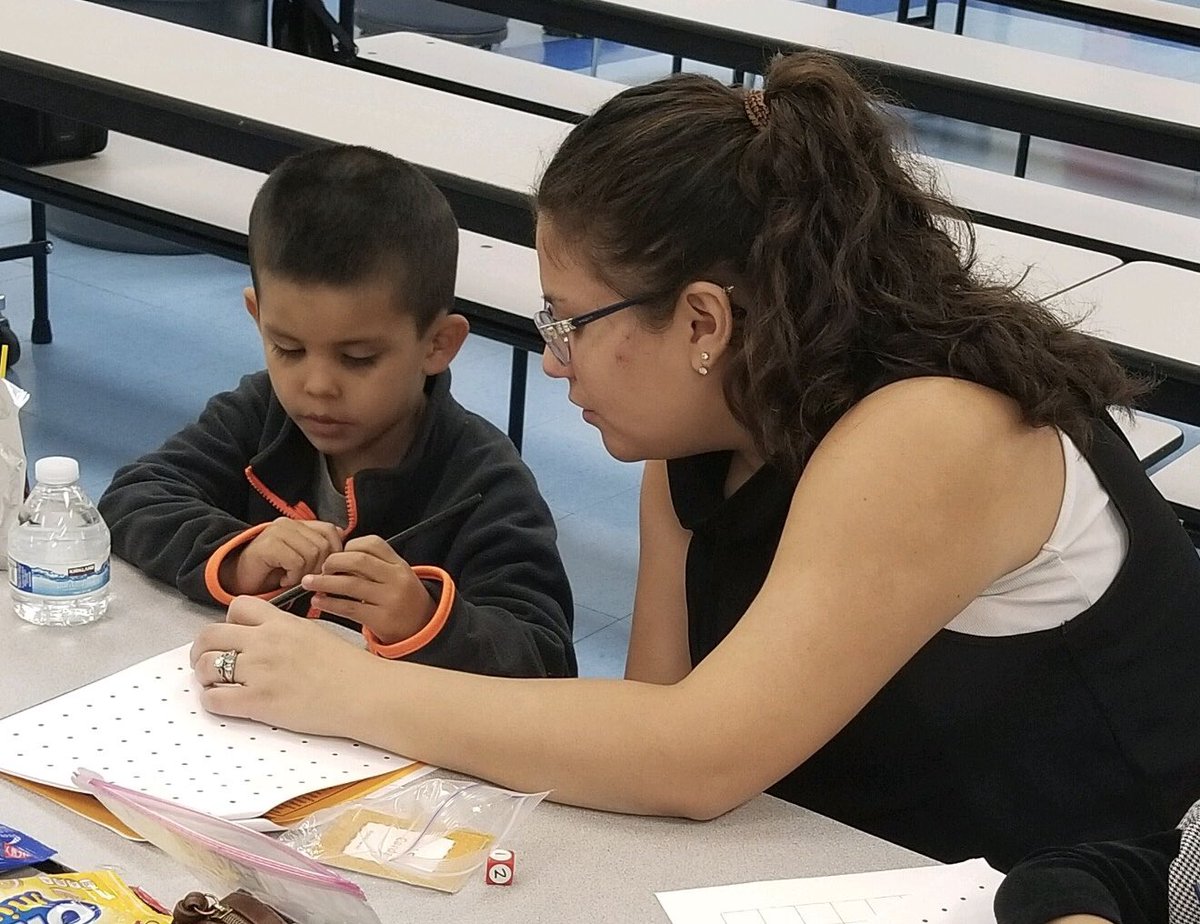 CCSDFamily's tweet image. The Hinman ES Pre-K class hosted our free Dots! Dots! Dots! workshop today. The 16 families went home with 2 types of 🎲, dot cards, &amp;amp; more.  This is where a ❤️ of math starts! 🤝#1forKids #linkedtolearning 

🤷‍♀️Free family math workshops in January? 👉 faces.ccsd.net/university-of-…