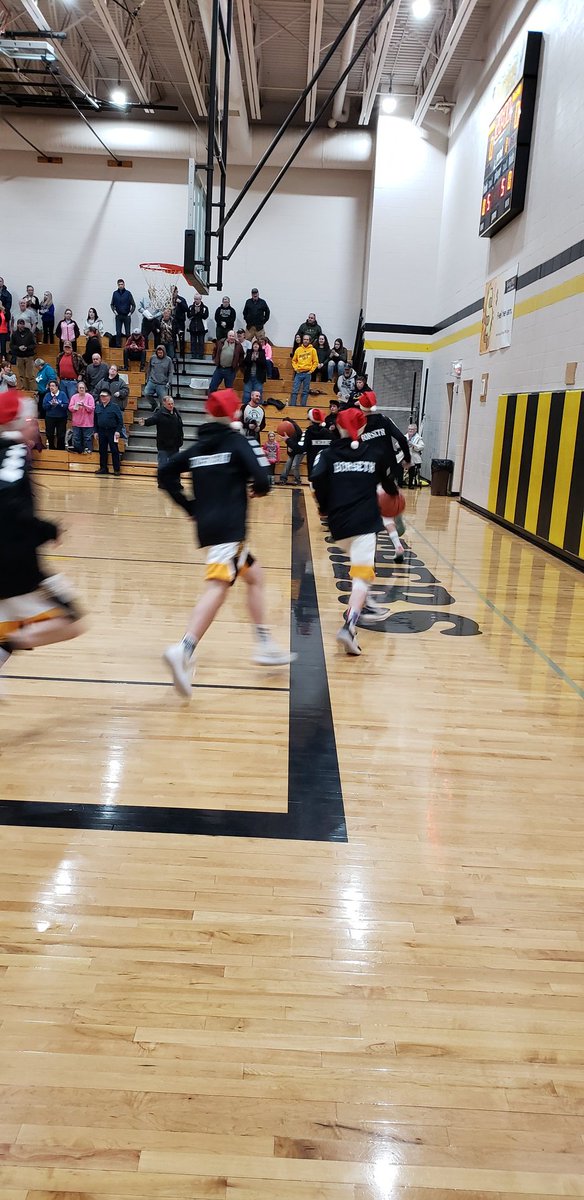 Merry Christmas from Ewen. They take on Chassell in about 20 minutes.