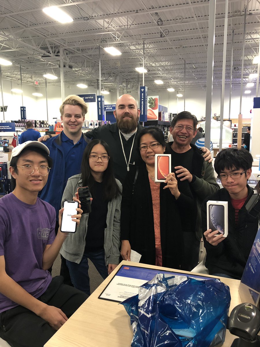 Together we let the chorus sing at Best Buy 1412 Garland. Come and port your number to Sprint and SAVE!! <a href="/martyachi/">Marty Dominguez</a> <a href="/DonGuzzardo/">Don Guzzardo</a>