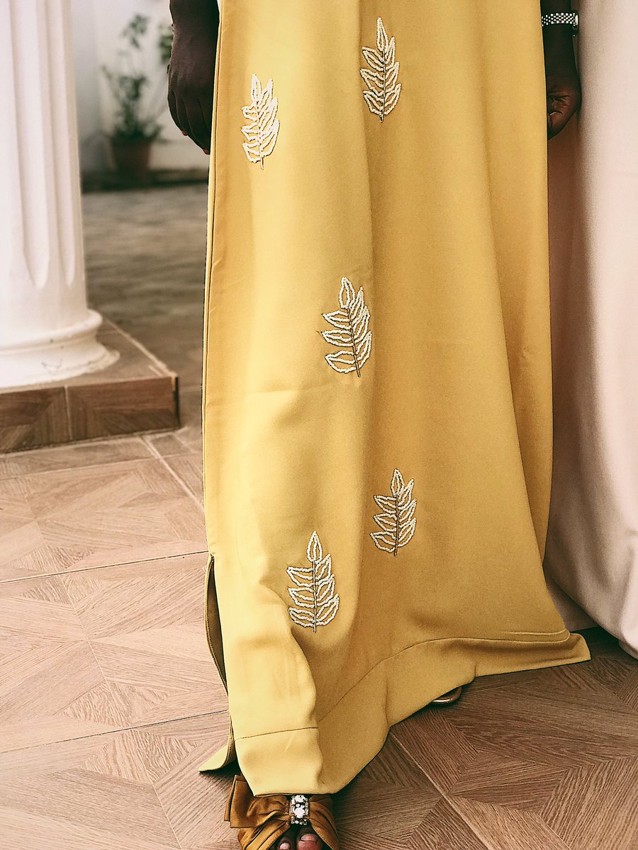 MwalaMiwa's tweet photo. Details #LOOK5
#mwalamiwass19 #mwalamiwathelabel #thedaintyseries #trendy #abayainspiration #nigeria #dubai #qatar #newyears #clothingbrand #abaya #travelwears #fashionable #lifestyle #classy #newcollection #luxury #voguearabia #shoponline #bellanaija #fashionweek #modestfashion https://t.co/lOBFldcz6H