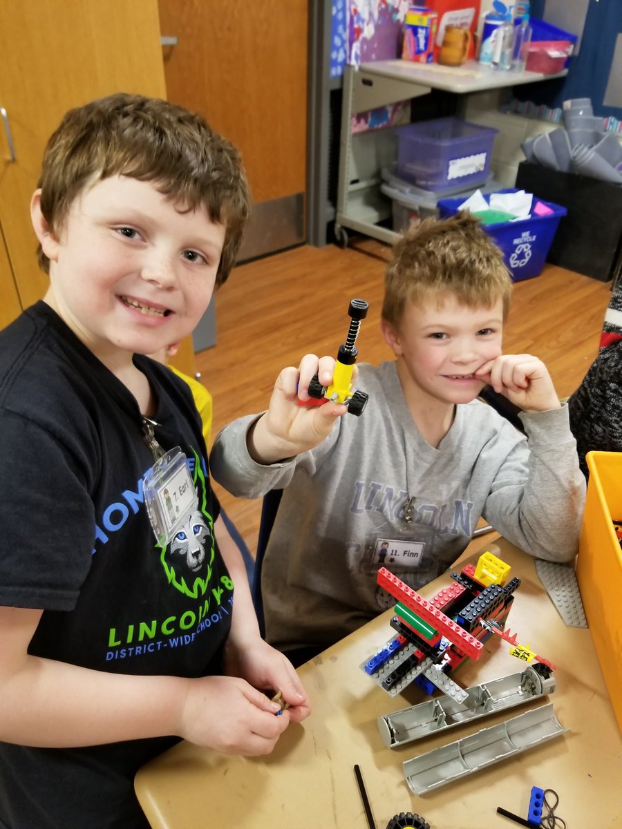 Another great day of building and creating!  <a href="/lincolnk8school/">Lincoln K-8 District-Wide School</a> @lincoln2nd