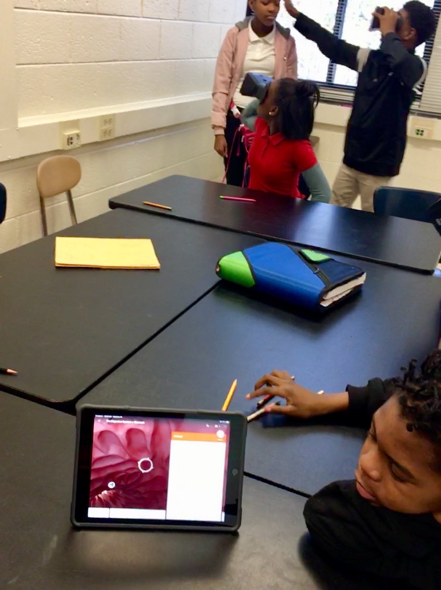 Co-teaching with one of our fabulous BT’s today in health! Used VR and Expeditions to take Ss on a virtual field trip through the respiratory, digestive, and skeletal systems. <a href="/WillistonTigers/">Williston Tigers</a> <a href="/RonnieVillines/">Ron</a> #NHCSchat #NHCSwellness @JayneEmma1 <a href="/araines_/">Andrea Raines</a> <a href="/Jill713/">Jill Larson</a>
