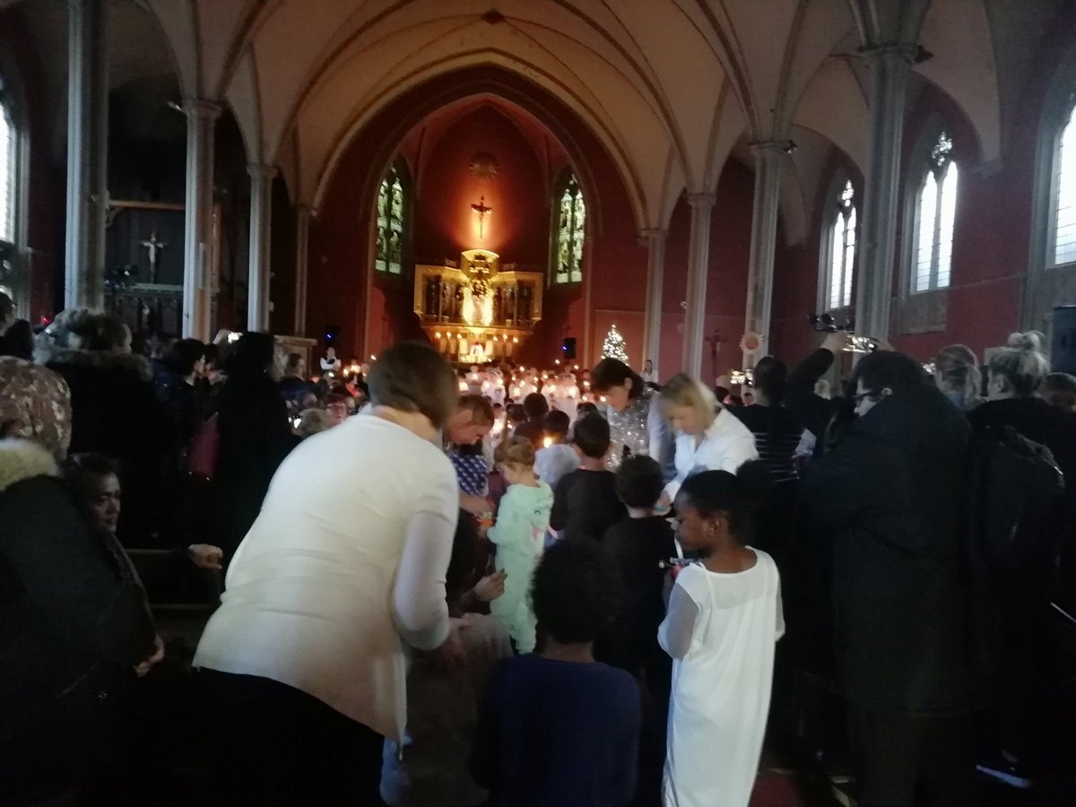 Thanks to the Head, teachers and Staff of St Mary's & St Pancras Primary school NW1, for their hard work. A wonderful Nativity and Christingle @StMarys_NW1 @POSP @C_of_E #londonchurch #Camden @visitlondon #Christmas