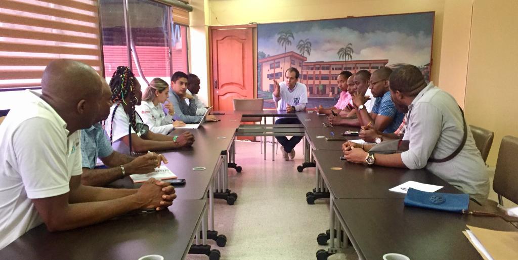 Robert54079304's tweet photo. Seguimos aportando a la consolidación y puesta en marcha a los procesos deportivos en nuestro departamento.
#ComitéCívico
#Coldeportes
#Indecho
#LigasDeportivas
#Utch https://t.co/vSlLhXQmzh