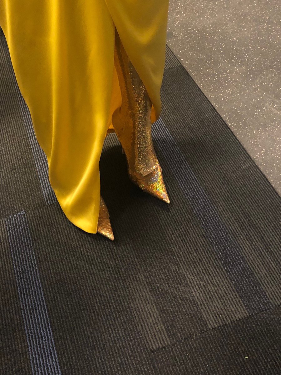 Well, I have never seen boots like this before.  Have you?   Love that ⁦@MichelleObama⁩ chose these for her last stop on her 2018 #IAmBecoming book tour in Brooklyn, NY.