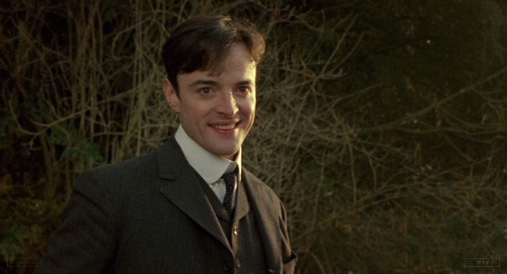 Happy Birthday to Paul Rhys who turns 55 today! Name the movie of this shot. 5 min to answer! 