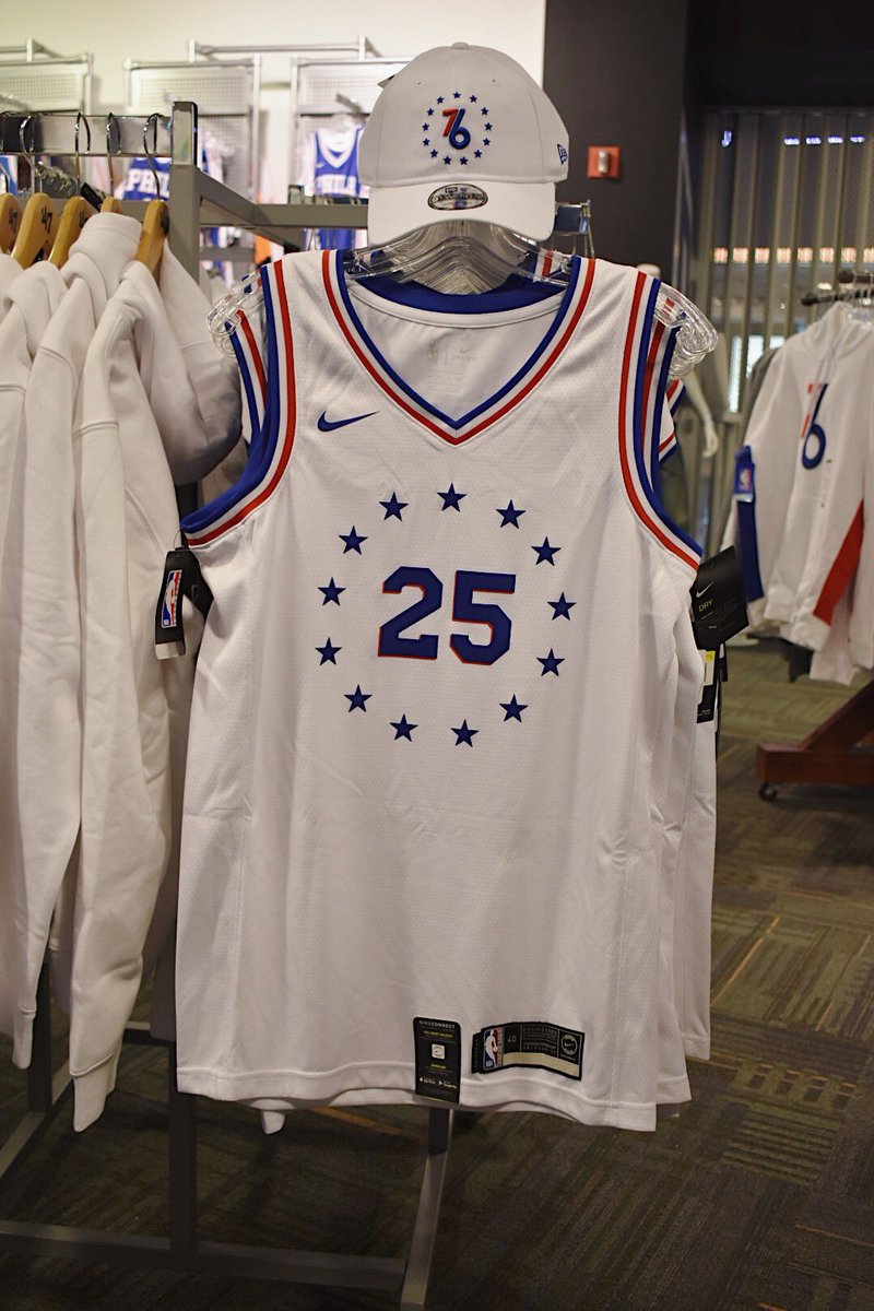 sixers store at wells fargo center