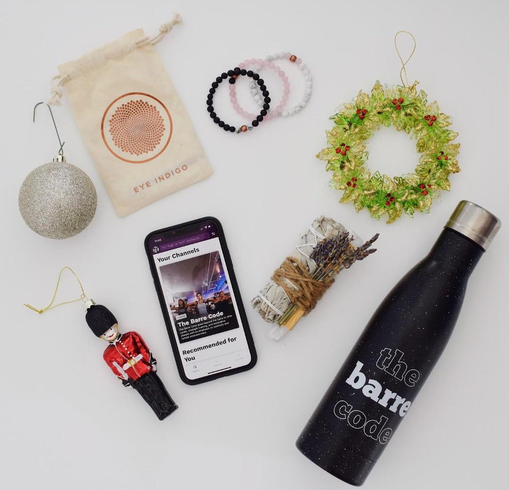 BarreCode_Fish's tweet image. At The Barre Code we believe in self care &amp;amp; taking the time to be relaxed and reflective.Enter to win our giveaway with Chicago based jewelry brand @eye_indigo.Be sure to follow @thebarrecode for all the info on how to win this prize package valued at over $200! #BarreCodeNation