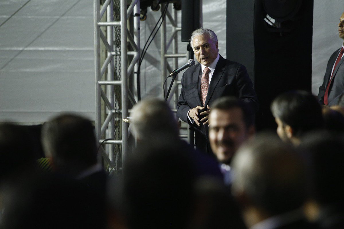 MichelTemer's tweet photo. É uma alegria cívica participar desta inauguração, que sei ser muito aguardada. A segunda maior cidade de Goiás, Aparecida de Goiânia, precisava de equipamento de saúde mais adequado às necessidades de sua população. https://t.co/bwNOgOqFzy