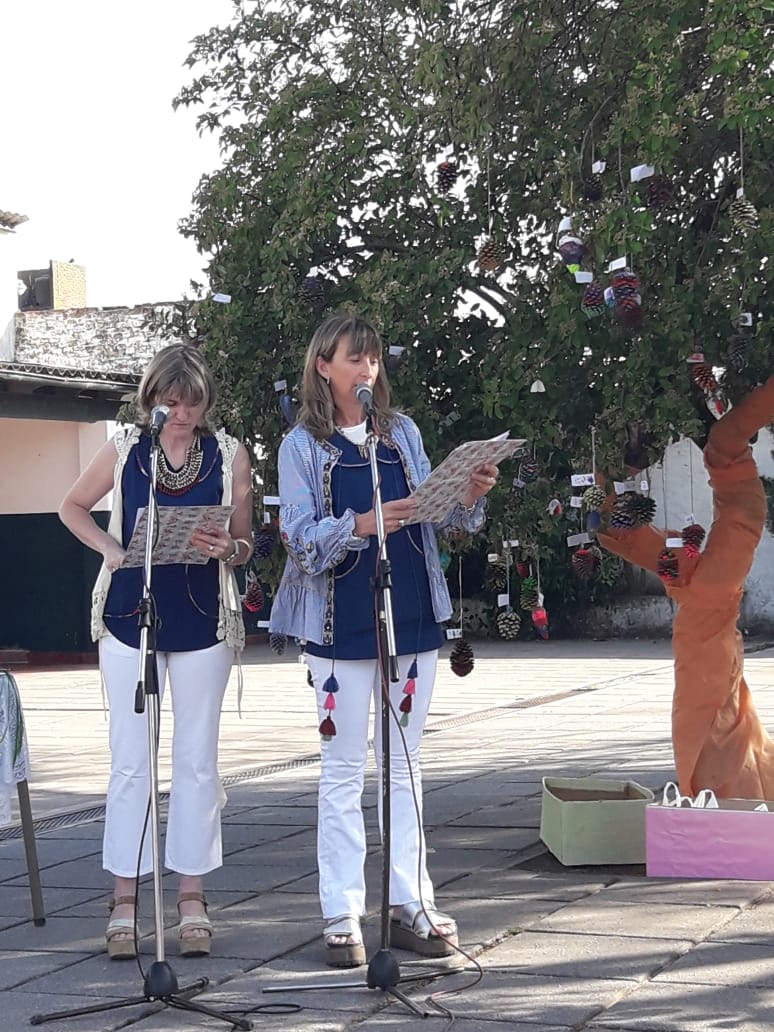 EP15Rauch's tweet photo. Acto Cierre de Ciclo Lectivo 2018 @jef_rauch @ciierauch @AIzquierdoRauch @_dominguezmauro @vuelaquetevuela @BAeducacion https://t.co/wSOezkDJZ4