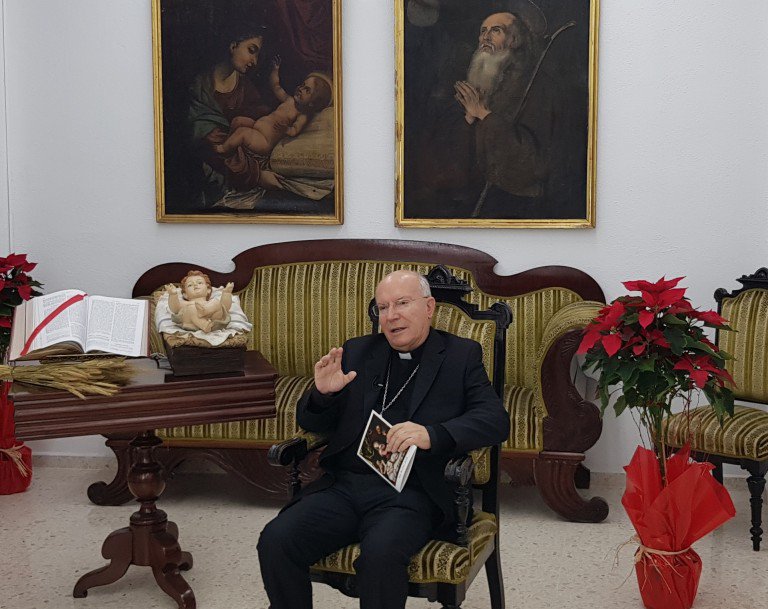 Felicitación de Navidad de nuestro Obispo, el Excmo. Rvdmo. Sr. D. Amadeo Rodríguez Magro. 

"A cuantos contempléis al Niño Dios en el Belén, a cuantos os encontréis con él, acojáis el amor del Dios, y lo compartáis, lo comuniquéis, lo llevéis a todos”.

youtu.be/mbhJ4wLyuGo