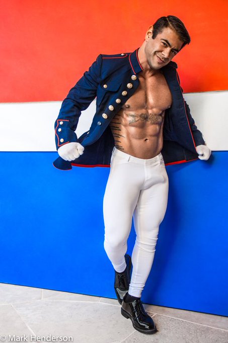 Happy Holidays Twitter!!!  Hope this pic will get you hot during these cold nights🌨☃️ Shout out to @EdendaleStudios<a href="/tag/runningbuttholechallenge"class="tags"><span>#runningbuttholechallenge</span></a>