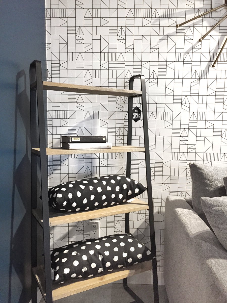 TheGoodsHome's tweet photo. We love to support #sustainable living and #ecofriendly products, which is one of the many reasons we love the #Brooklyn Bookshelf. Made from reclaimed elm wood, this bookshelf will gorgeously display your #décor and #accessories. Find it here: https://t.co/atsdxH1sEI #TheGoods https://t.co/lgzCQQZQsW