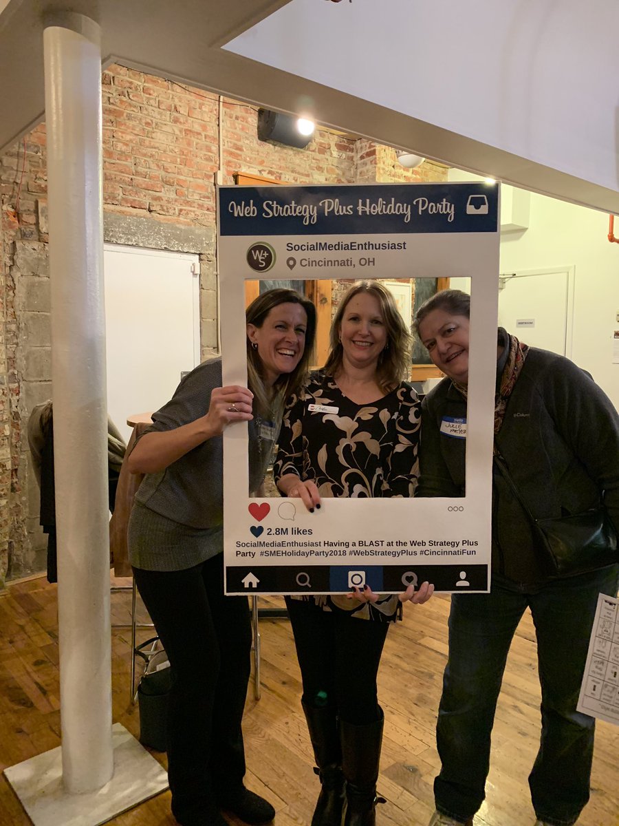 webstrategyplus's tweet image. So happy to see you at our holiday party! #webstrategyplus