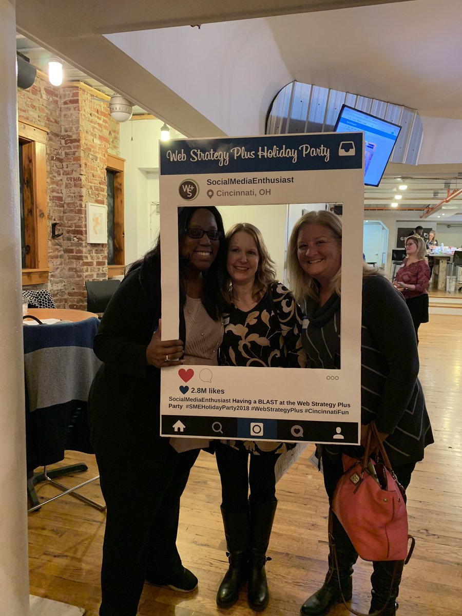 webstrategyplus's tweet image. So happy to see you at our holiday party! #webstrategyplus