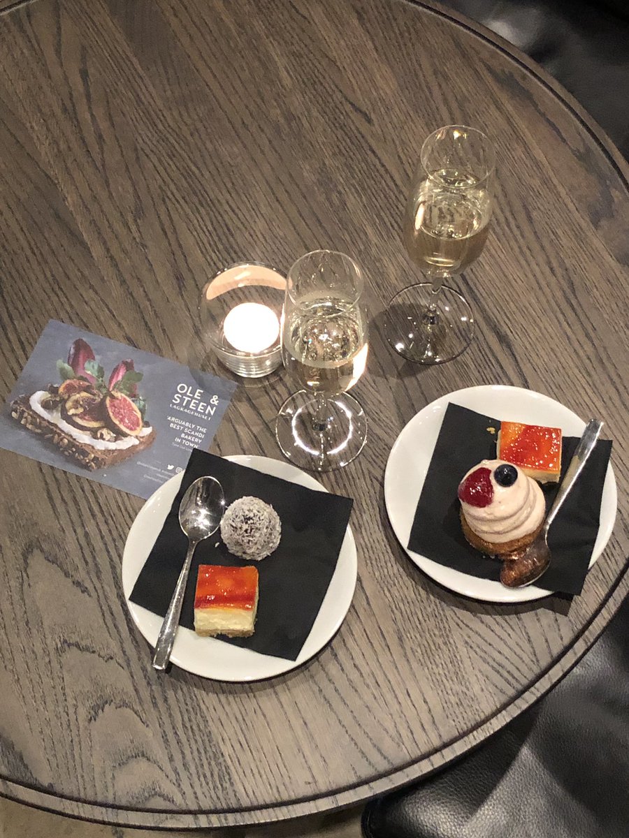 londonwhispers's tweet image. Started our evening celebrating the new opening of @OleandSteenUK in Charing Cross Road. Have I told you before they do the best rye bread in Ldn? Oh that &amp;amp; cinnamon rolls &amp;amp; sweet treats. Roll on Christmas 🎄 #foodfinds #londoncafestyle #breadchat #yummyfood