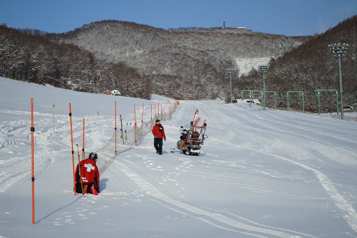 場 スキー 藻 岩山