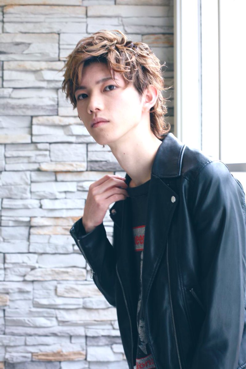 Twitter पर Roots おはようございます 東京 渋谷 は晴れ こんな日は Roots でリフレッシュ 先日に Vima 岩井隼人 君のメンテナンス来店したヘアをup ウルフ もカッコイイ いろんなスタイルにチャレンジする岩井君 次回もお楽しみに 美容院 Twitter पर Roots おはようございます 東京 渋谷 は晴れ こんな日は Roots でリフレッシュ 先日に Vima 岩井隼人 君のメンテナンス来店したヘアをup ウルフ もカッコイイ いろんなスタイルにチャレンジする岩井君 次回もお楽しみに 美容院