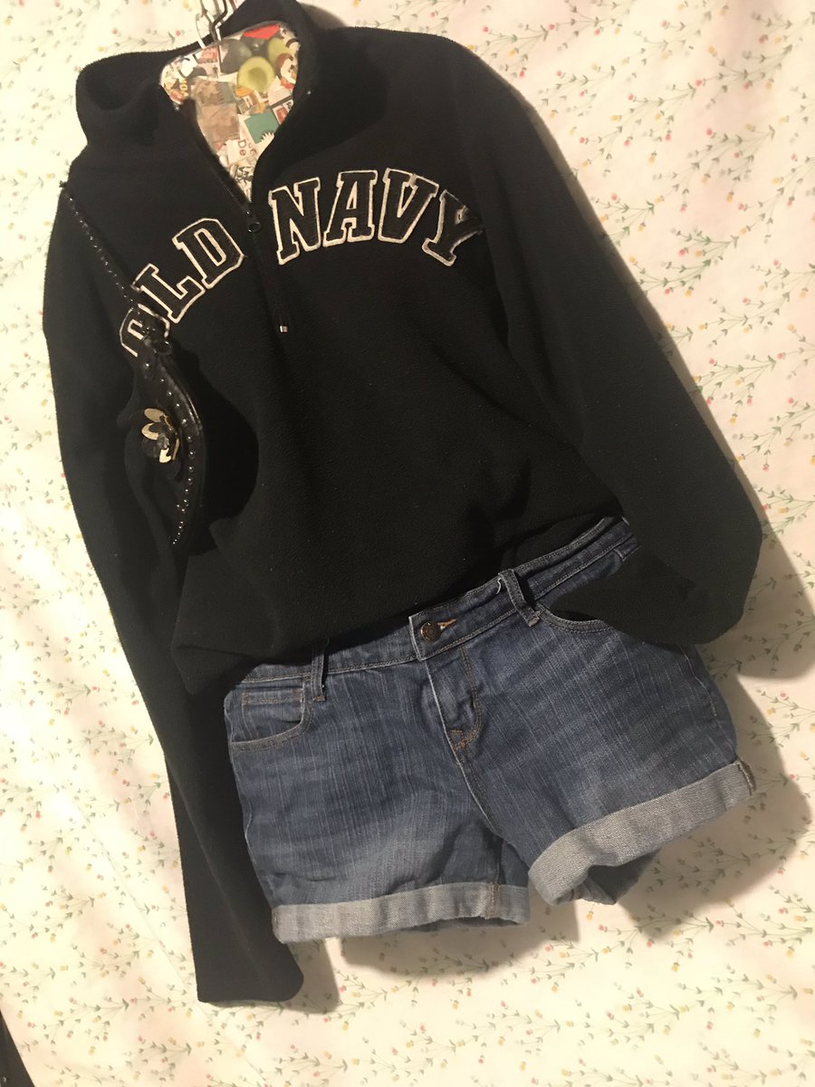 thriffz's tweet photo. Thriffz - Old Navy 3pc Outfit https://t.co/Md7Mvvbl63
