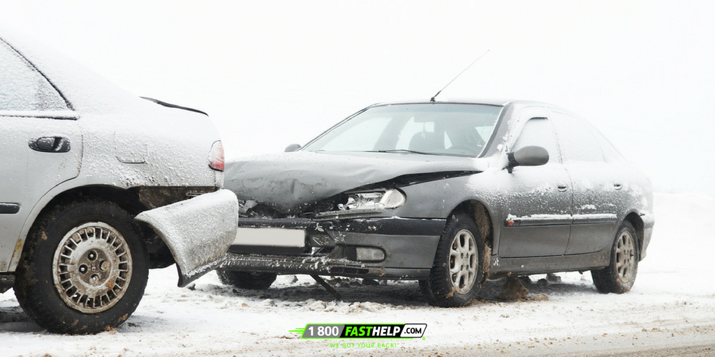 FastHelp_ATL's tweet image. Winter Driving Fact #2: 900 people are killed and nearly 76,000 people are injured annually in vehicle crashes during snowfall or sleet.