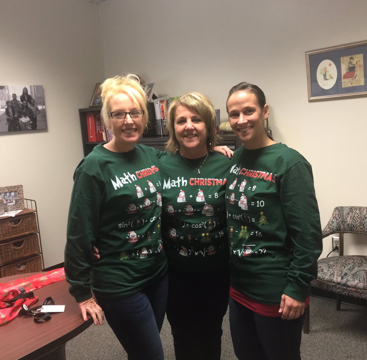 CombsLyndsay's tweet image. Merry Christmas from the @GCCSchools Math Team! #WeareGCCS #mathrocks
