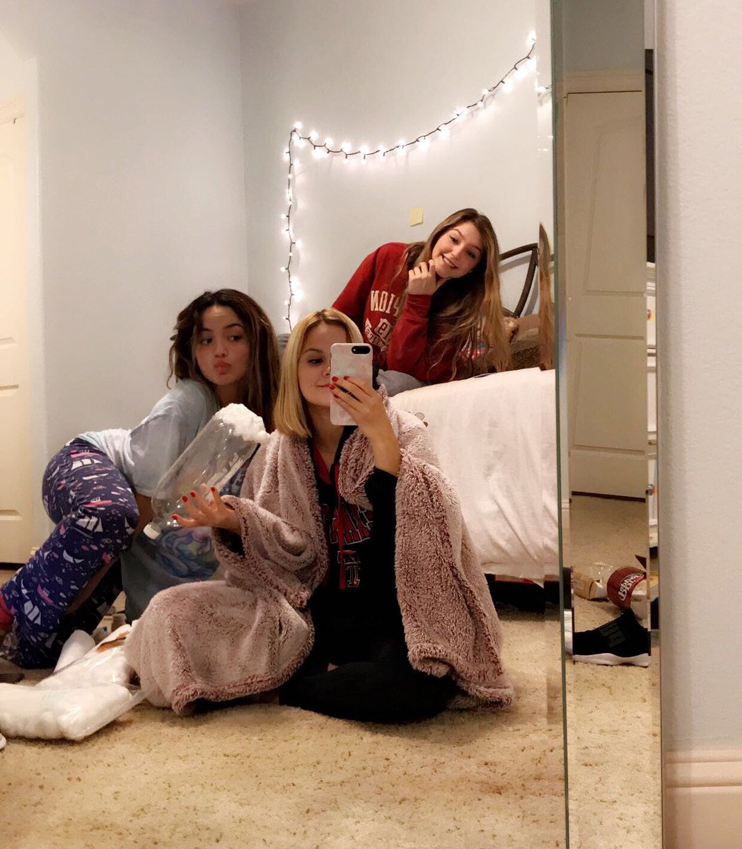 wishing <a href="/kaileymadison_/">Kailey Hughes</a> a very happy 17th!!! I hope your day was as amazing as you are!!! Love you so much!!!💖