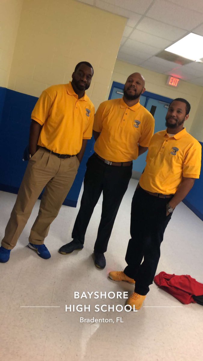 The ones behind the success🏀