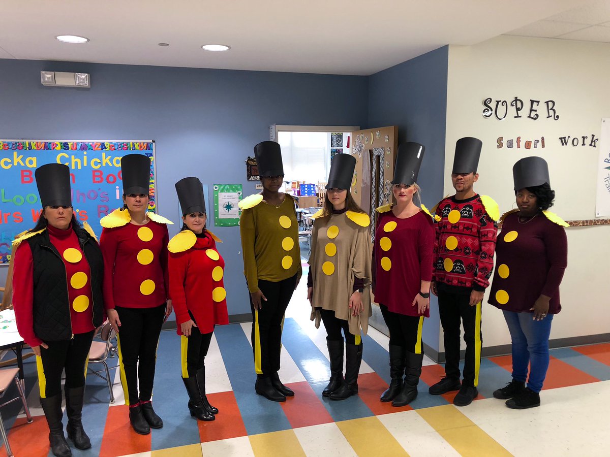 BethanyLoncher's tweet photo. Winter wonderland spirit day! #teamwinners #Nutcracker #firstgrade https://t.co/fKxYp4rDVq