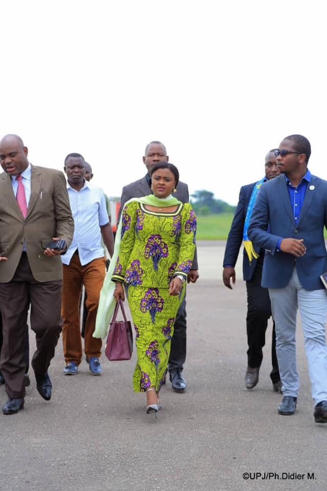 Muyumba's tweet photo. Le tour de Kisangani, c'est possible de servir le Congo&amp;les Congolais partout où il se trouvent. A travers la détermination, 5Provinces dans moins de 48h et tout le monde est servi. Les nouvelles Unités de la Tshopo sont désormais admises sous Statuts et deviennent Fonctionnaires https://t.co/ShZRKb4Lck