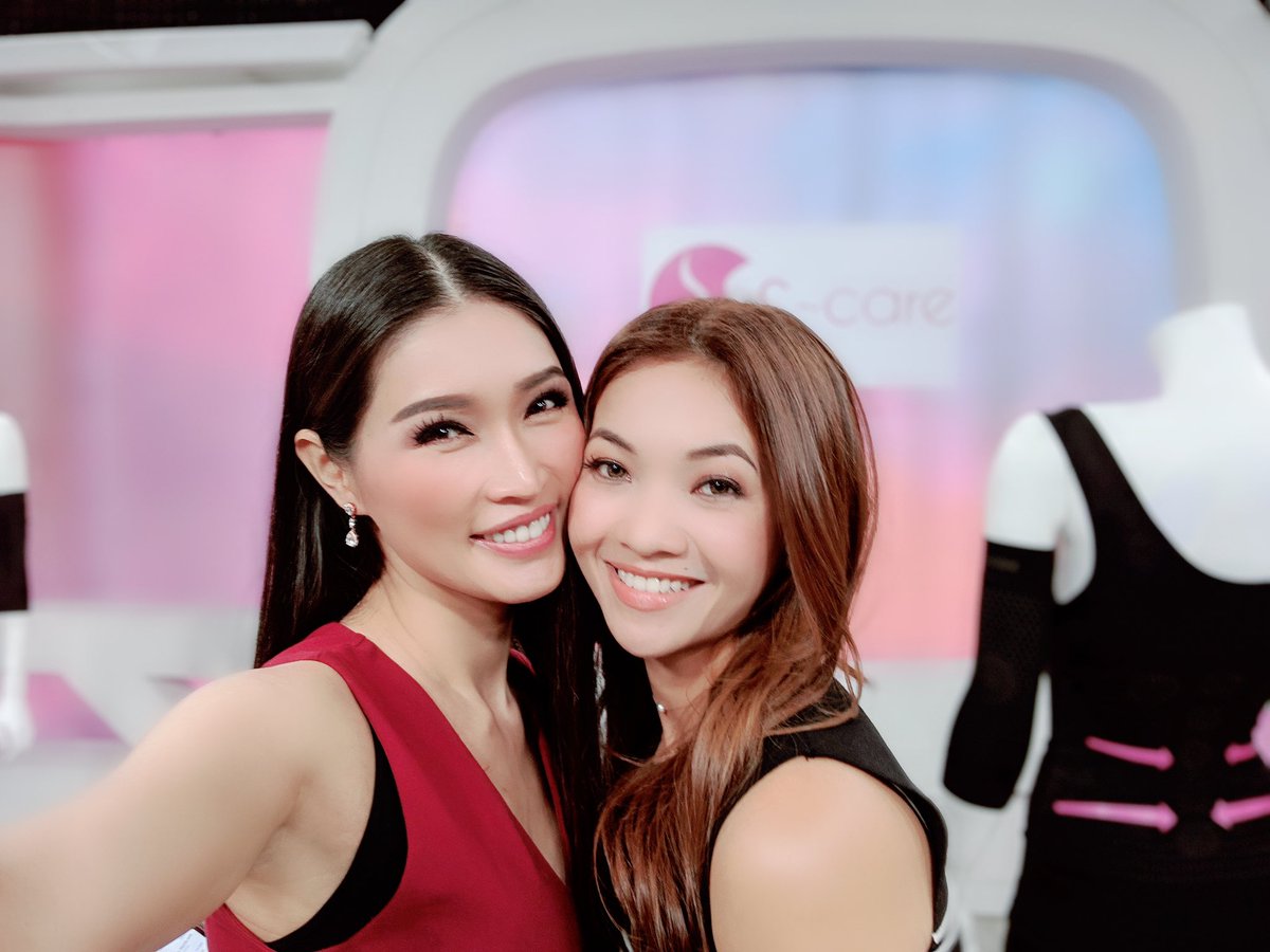 amberchia's tweet photo. 女生的最爱。S-Care 负离子塑身衣裤。💃
It‘s a wrap for #ShopAtGoShop #shimonoholding #scarebodyshaper #astro118 #liveshow with @i.m.s.y.j
Next catch us on Astro303 with @y1ngl1ng @emilyxiu at 3:30pm. 😉
@ShopatGoShop @ShimonoMy https://t.co/CKUHYe7f5Y