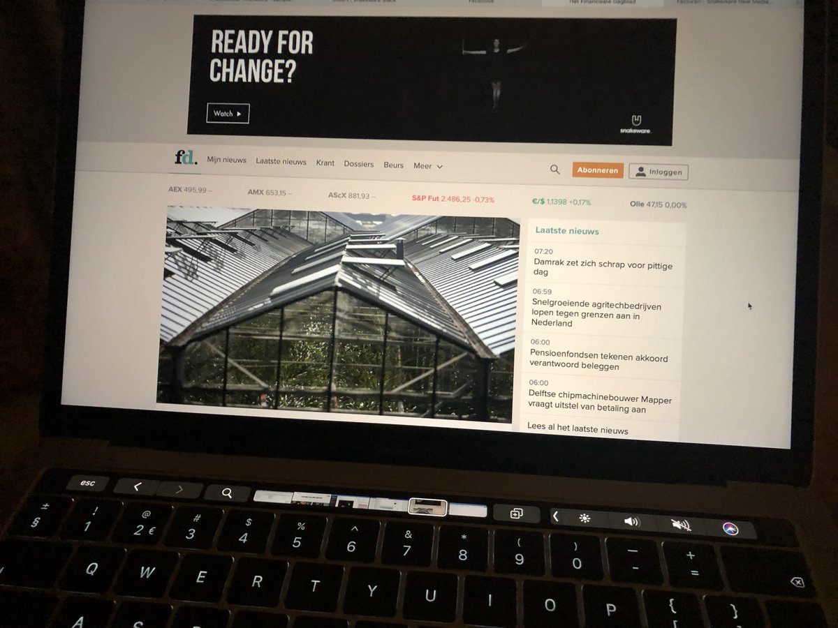 Trots. Onze campagne ‘change’ is live op <a href="/FD_Nieuws/">FD Nieuws</a>. Are you ready for change? snkwr.io/to/inst-change.