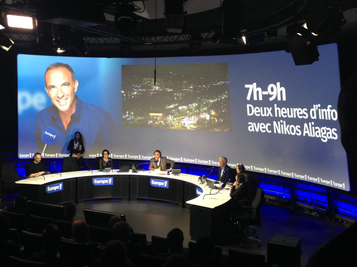 Europe1Brand's tweet photo. Inauguration du studio #pierrebellemare sur @Europe1 https://t.co/DcblYRrIw8