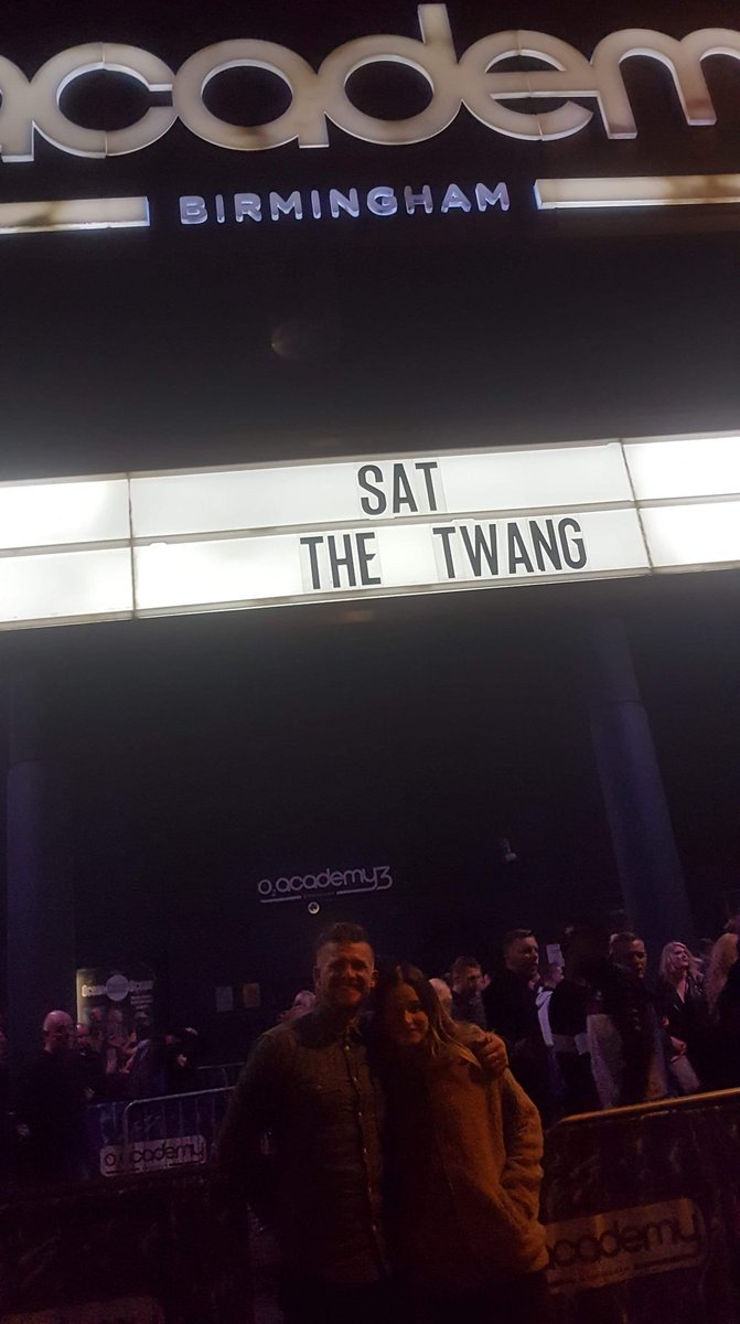 lyleandscott79's tweet photo. @the_twang Annual trip to c the boys,top night as always,daughter's first gig and she's still bouncing!!!
#cloudyroom https://t.co/kBdJfXQ2Zv