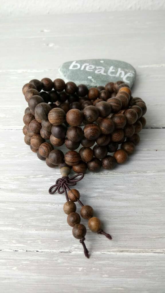 BeadsAum's tweet photo. #backinstock #woodenbeads #malabeads #prayerbeads #108malabeads Excited to share the latest addition to my #etsy shop: New! 108 Tiger Stripe Wooden Beads, 8mm, UK, 108 Mala Beads, Yoga Jewellery Japa Mala, Buddhist Jewellery, Prayer Beads, Meditation Beads https://t.co/Ebr0mJ3NvV https://t.co/ZVC4uZ30tu