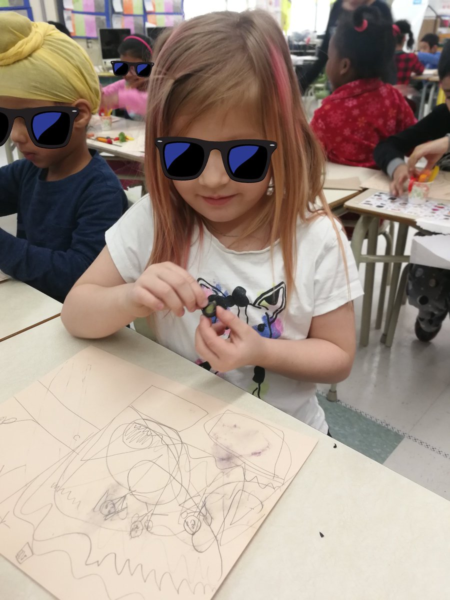 MsMoench's tweet photo. Investigating color through the use of natural elements. "Coloring" our pictures using fruit and vegetables. #CJMlearns #CJMRocks #science #exploringcolor https://t.co/IBvDvn8KWA