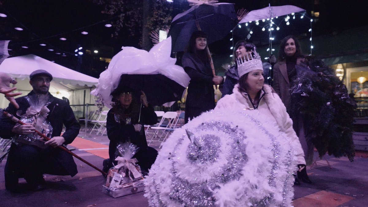 SingleLineCO's tweet image. More recap photos of the 2nd Annual #VancouverUmbrellaFashionShow! @FlawlessByL @vancityoriginal